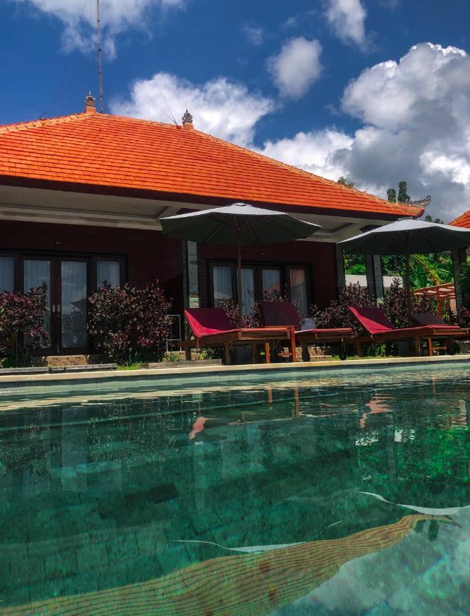 Juan Beach Bungalow Batununggul Экстерьер фото